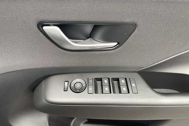 Hyundai KONA Advance 1.6 T-GDi (138ps) Abyss Black