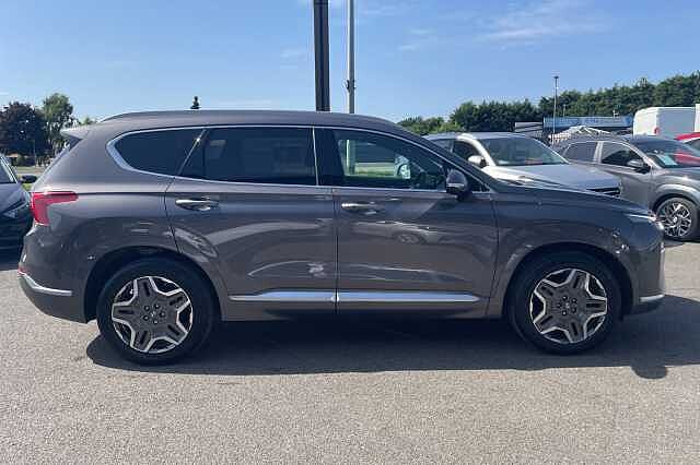 Hyundai SANTA FE Ultimate Hybrid + Tech Pack 1.6 T-GDi HEV (230ps) Magnetic Force