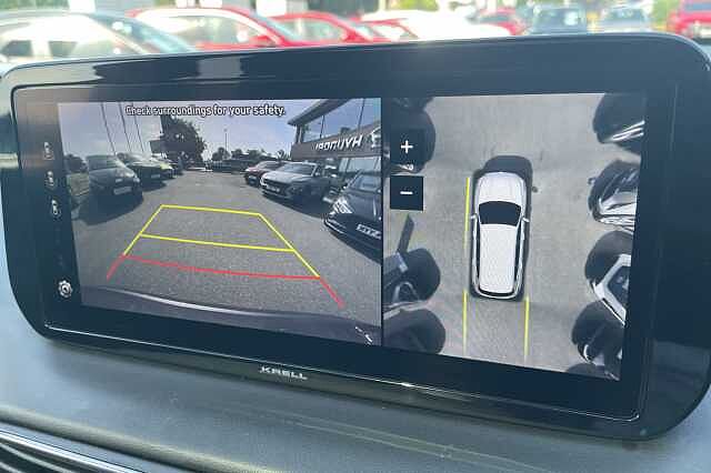 Hyundai SANTA FE Ultimate Hybrid + Tech Pack 1.6 T-GDi HEV (230ps) Magnetic Force