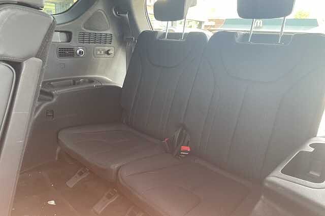 Hyundai SANTA FE Ultimate Hybrid + Tech Pack 1.6 T-GDi HEV (230ps) Magnetic Force