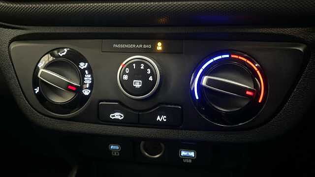 Hyundai i10 1.0 Advance Hatchback 5dr Petrol Auto Euro 6 (s/s) (63 ps)