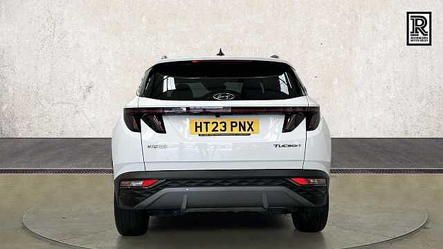Hyundai TUCSON 1.6 T-GDi Premium SUV 5dr Petrol Manual Euro 6 (s/s) (150 ps) White