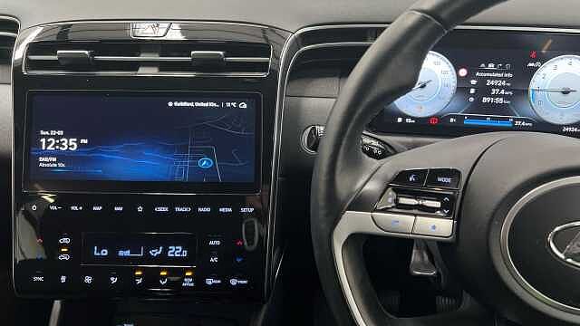 Hyundai TUCSON 1.6 T-GDi Premium SUV 5dr Petrol Manual Euro 6 (s/s) (150 ps) White