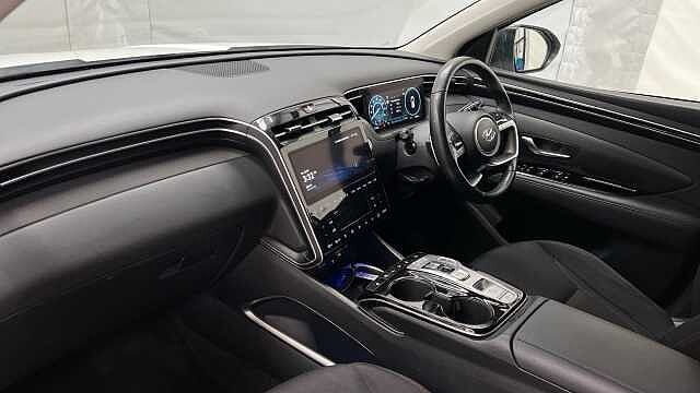 Hyundai TUCSON 1.6 h T-GDi Premium SUV 5dr Petrol Hybrid Auto Euro 6 (s/s) (230 ps) White