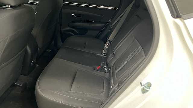 Hyundai TUCSON 1.6 h T-GDi Premium SUV 5dr Petrol Hybrid Auto Euro 6 (s/s) (230 ps) White