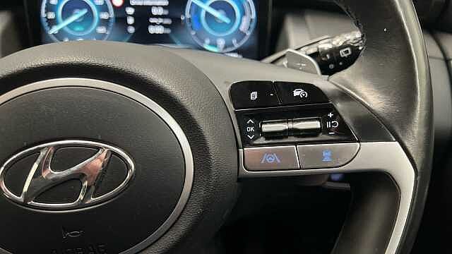 Hyundai TUCSON 1.6 h T-GDi Premium SUV 5dr Petrol Hybrid Auto Euro 6 (s/s) (230 ps) White
