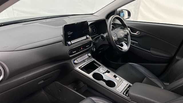Hyundai KONA 64kWh Ultimate SUV 5dr Electric Auto (10.5kW Charger) (204 ps) Grey
