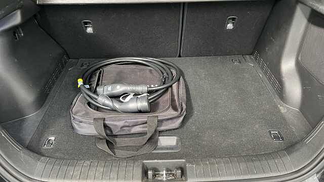 Hyundai KONA 64kWh Ultimate SUV 5dr Electric Auto (10.5kW Charger) (204 ps) Grey