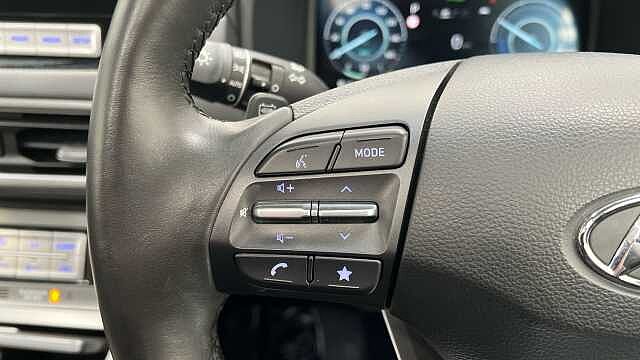 Hyundai KONA 64kWh Ultimate SUV 5dr Electric Auto (10.5kW Charger) (204 ps) Grey