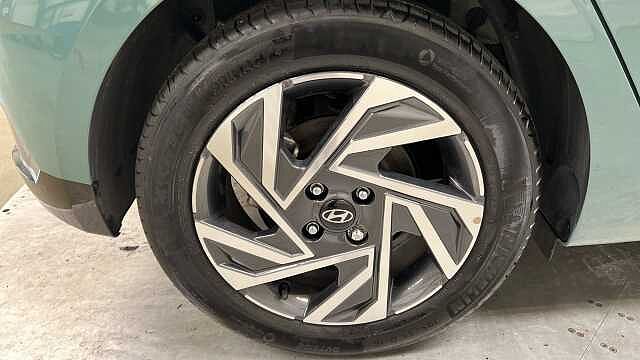 Hyundai I20 1.0 T-GDi Advance Hatchback 5dr Petrol Manual Euro 6 (s/s) (100 ps) Mangrove Green