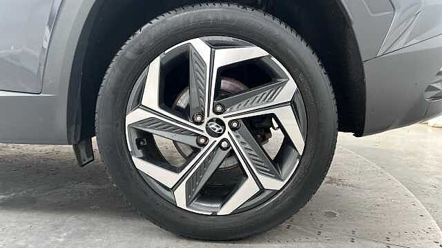 Hyundai TUCSON 1.6 h T-GDi Premium SUV 5dr Petrol Hybrid Auto Euro 6 (s/s) (230 ps) Grey