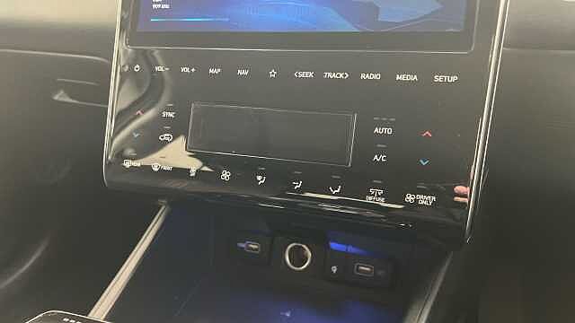 Hyundai TUCSON 1.6 h T-GDi Premium SUV 5dr Petrol Hybrid Auto Euro 6 (s/s) (230 ps) Grey