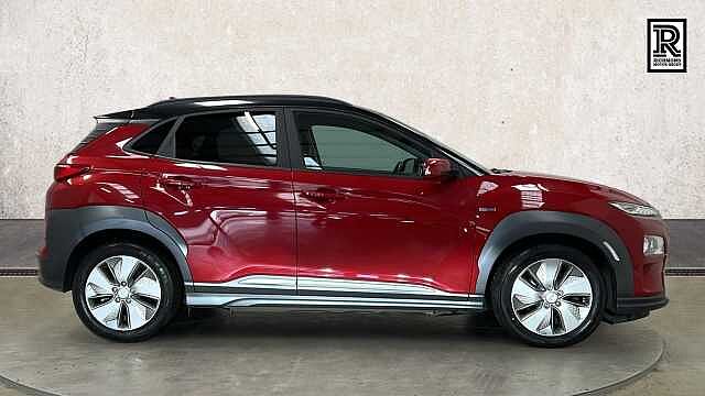 Hyundai KONA 64kWh Premium SE SUV 5dr Electric Auto (7kW Charger) (204 ps) Red