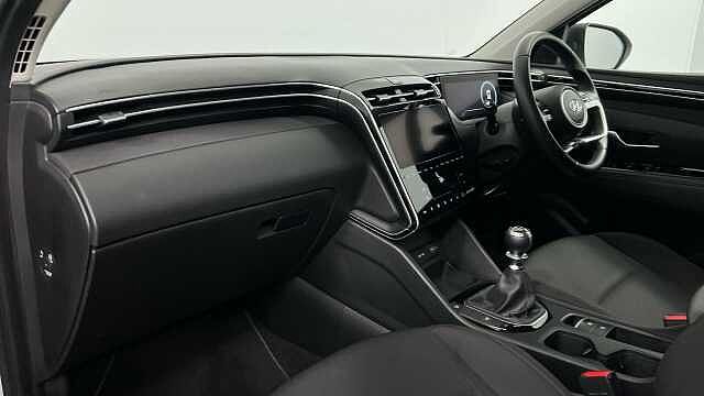 Hyundai TUCSON 1.6 T-GDi SE Connect SUV 5dr Petrol Manual Euro 6 (s/s) (150 ps) White