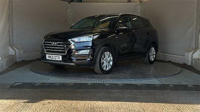 Hyundai TUCSON 1.6 CRDi MHEV SE Nav SUV 5dr Diesel Hybrid Manual Euro 6 (s/s) (115 ps) Phantom Black