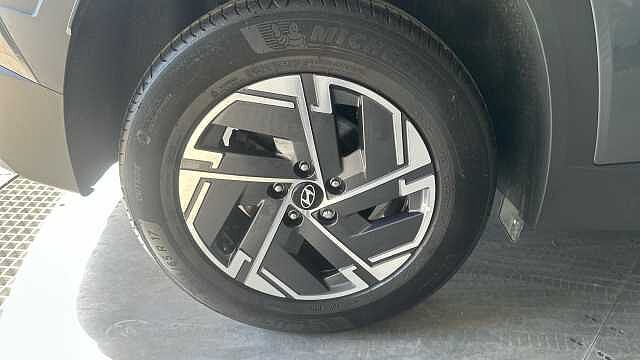 Hyundai TUCSON 1.6 T-GDi Advance SUV 5dr Petrol Hybrid Auto Euro 6 (s/s) (215 ps) ECOTRONIC GREY