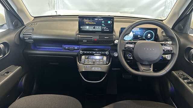 Hyundai INSTER Long Range 49kWh 02 SUV 5dr Electric Auto (115 ps) Natural Ivory
