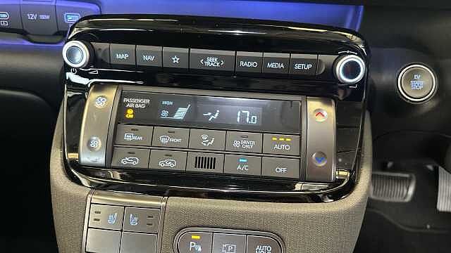 Hyundai INSTER Long Range 49kWh 02 SUV 5dr Electric Auto (115 ps) Natural Ivory