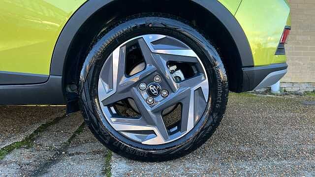 Hyundai BAYON 1.0 T-GDi Premium SUV 5dr Petrol Manual Euro 6 (s/s) (100 ps)