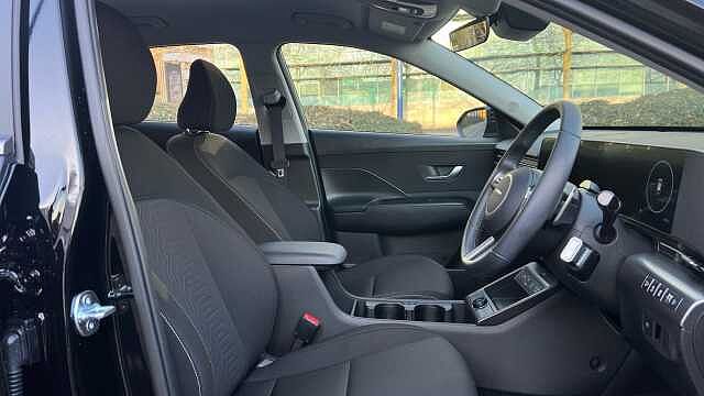 Hyundai KONA 1.6 T-GDi Advance SUV 5dr Petrol DCT Euro 6 (s/s) (138 ps) Black