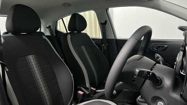 Hyundai I10 1.0 Advance Hatchback 5dr Petrol Auto Euro 6 (s/s) (63 ps) Lumen Grey