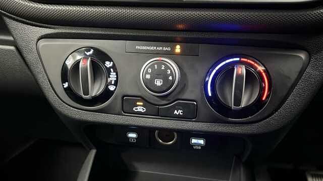 Hyundai I10 1.0 Advance Hatchback 5dr Petrol Auto Euro 6 (s/s) (63 ps) Lumen Grey