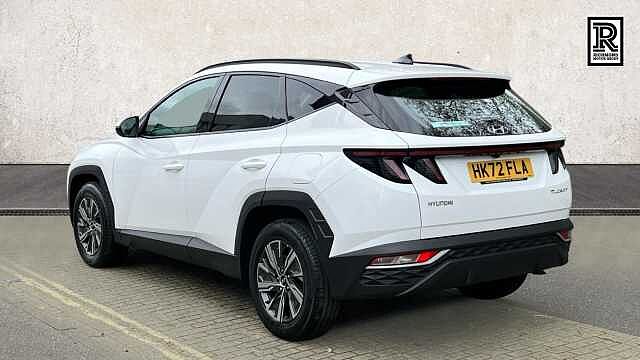 Hyundai TUCSON 1.6 T-GDi SE Connect SUV 5dr Petrol Manual Euro 6 (s/s) (150 ps) Atlas White