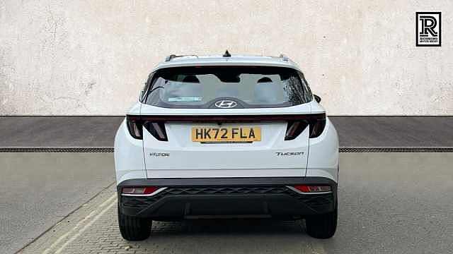 Hyundai TUCSON 1.6 T-GDi SE Connect SUV 5dr Petrol Manual Euro 6 (s/s) (150 ps) Atlas White
