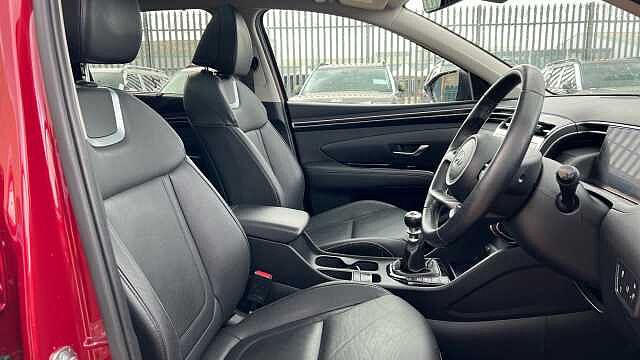 Hyundai TUCSON 1.6 T-GDi Ultimate SUV 5dr Petrol Manual Euro 6 (s/s) (150 ps) Red