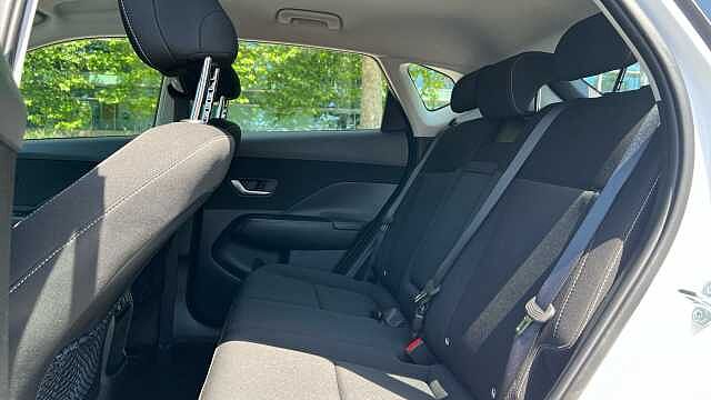 Hyundai KONA 1.6 h-GDi Advance SUV 5dr Petrol Hybrid DCT Euro 6 (s/s) (129 ps) White