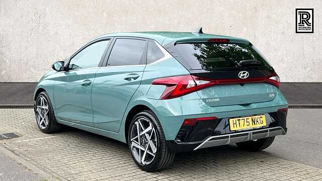 Hyundai I20 1.0 T-GDi Tech Line Hatchback 5dr Petrol DCT Euro 6 (s/s) (90 ps) MANGROVE GREEN