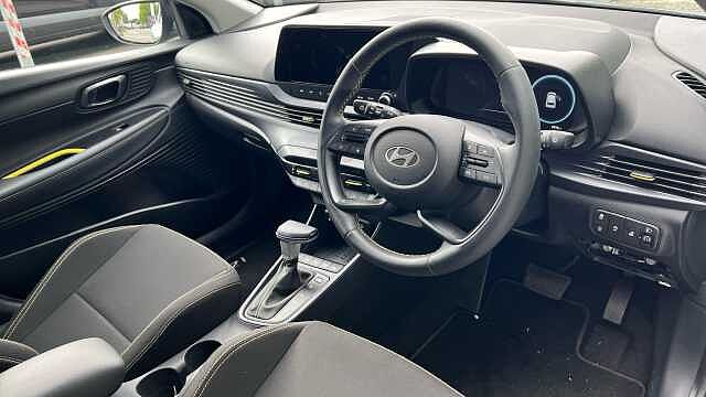 Hyundai I20 1.0 T-GDi Tech Line Hatchback 5dr Petrol DCT Euro 6 (s/s) (90 ps) MANGROVE GREEN
