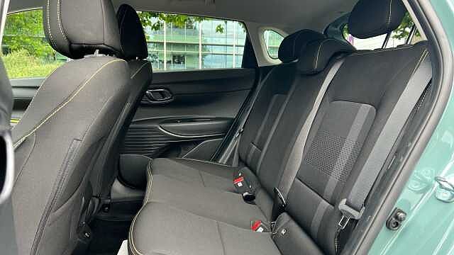 Hyundai I20 1.0 T-GDi Tech Line Hatchback 5dr Petrol DCT Euro 6 (s/s) (90 ps) MANGROVE GREEN