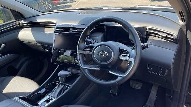Hyundai TUCSON 1.6 T-GDi MHEV SE Connect SUV 5dr Petrol Hybrid DCT Euro 6 (s/s) (150 ps) Black