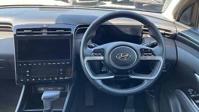 Hyundai TUCSON 1.6 T-GDi MHEV SE Connect SUV 5dr Petrol Hybrid DCT Euro 6 (s/s) (150 ps) Black