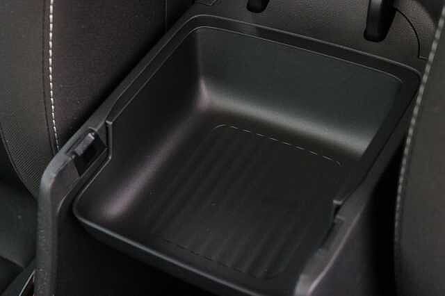 Hyundai KONA 48.4kWh Advance Auto 5dr