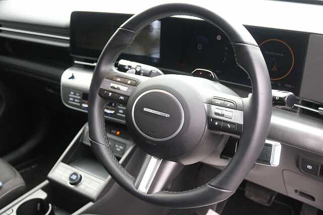 Hyundai KONA 48.4kWh Advance Auto 5dr
