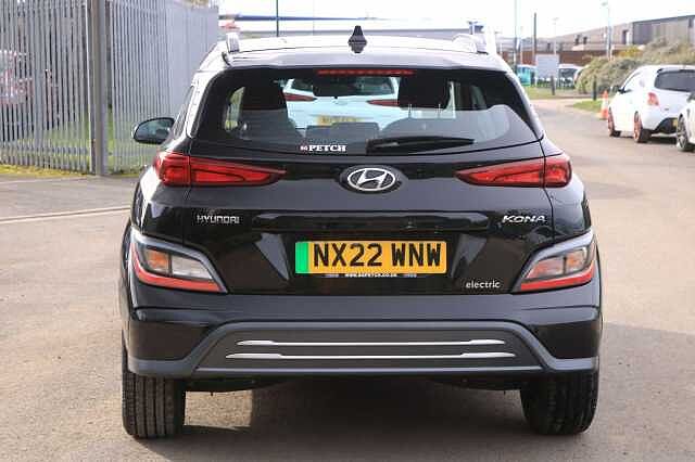 Hyundai KONA 39kWh SE Connect Auto 5dr (10.5kW Charger)