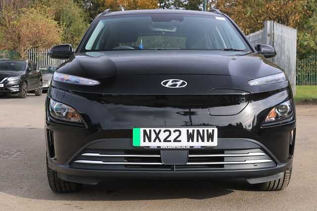 Hyundai KONA 39kWh SE Connect Auto 5dr (10.5kW Charger)