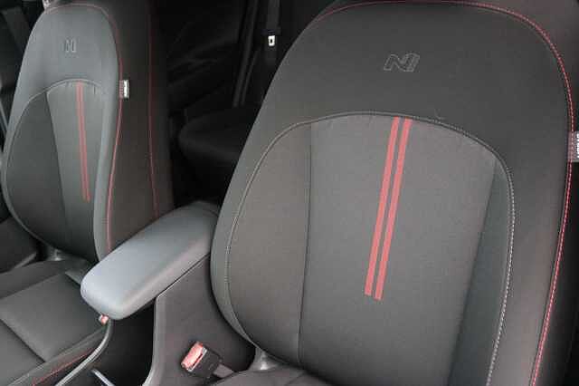 Hyundai KONA 65.4kWh N Line Auto 5dr White