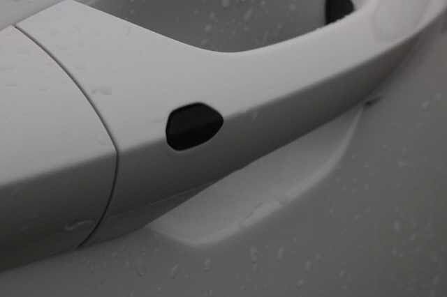 Hyundai KONA 65.4kWh N Line Auto 5dr White