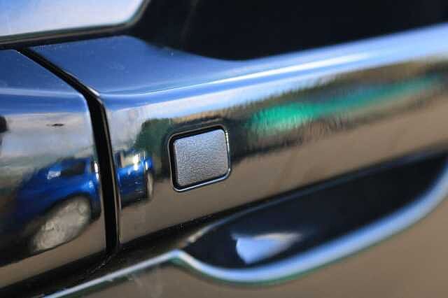 Hyundai SANTA FE 1.6 h T-GDi Calligraphy Auto Euro 6 (s/s) 5dr (7Seat) Black