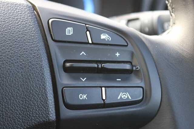 Hyundai i10 1.2 Advance 5dr Auto