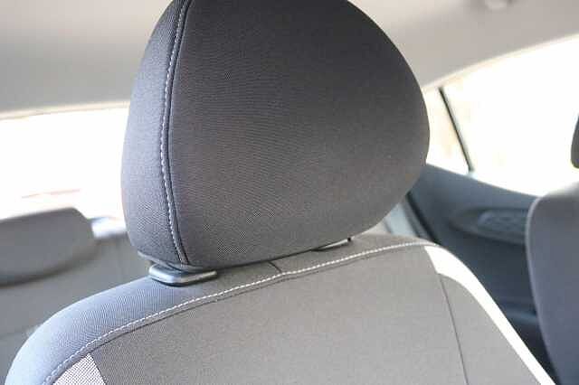 Hyundai i10 1.2 Advance 5dr Auto