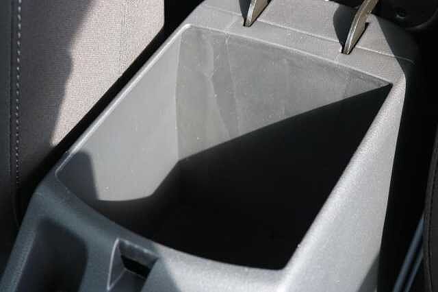 Hyundai KONA 1.6 h-GDi SE Connect DCT Euro 6 (s/s) 5dr Black