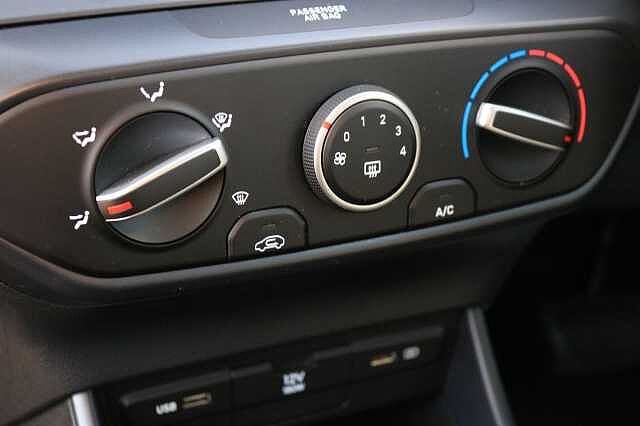 Hyundai I20 1.0 T-GDi MHEV SE Connect DCT Euro 6 (s/s) 5dr Green