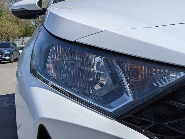 Hyundai I20 1.0T GDi 48V MHD SE Connect 5dr White
