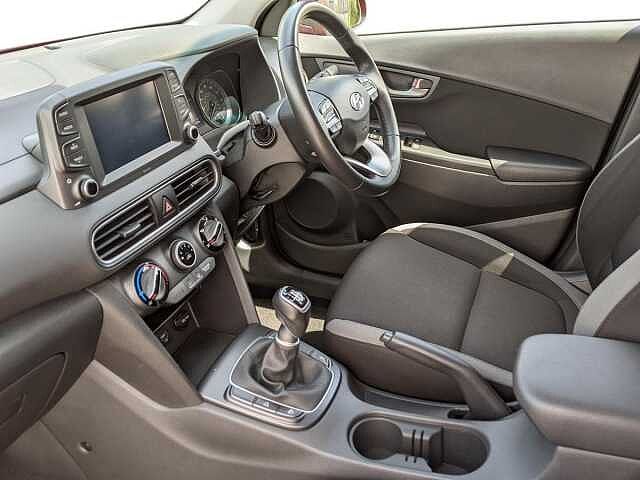 Hyundai KONA 1.0T GDi Play Edition 5dr Red