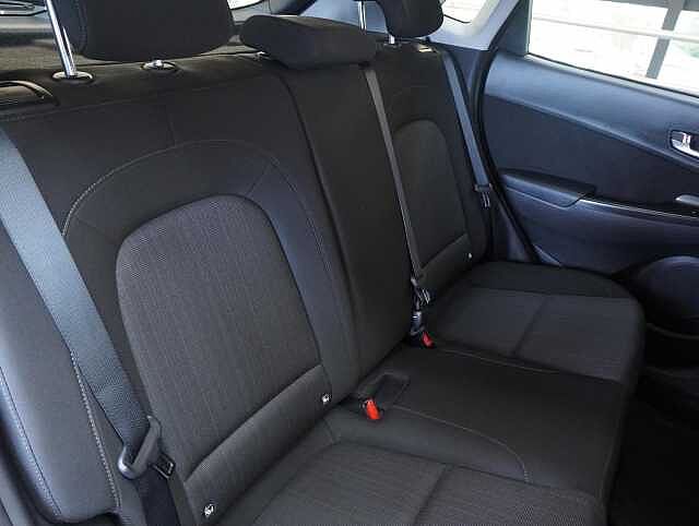 Hyundai KONA 1.6 h-GDi Premium SUV 5dr Petrol Hybrid DCT Euro 6 (s/s) (141 ps)