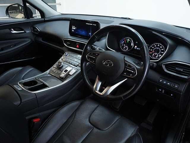 Hyundai SANTA FE 1.6 T-GDi 13.8kWh Premium SUV 5dr Petrol Plug-in Hybrid Auto 4WD Euro 6 (s/s) (2 Black